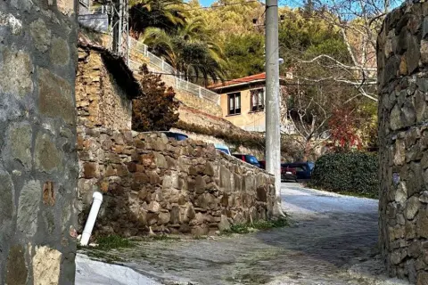 Köy meydanı
