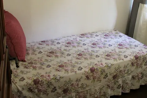 Lavender room, view 5 — Erguvanlı Ev