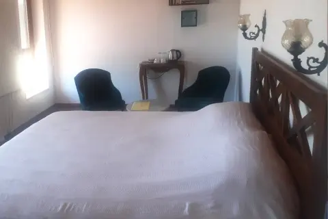 Ful room, view 4 — Erguvanlı Ev