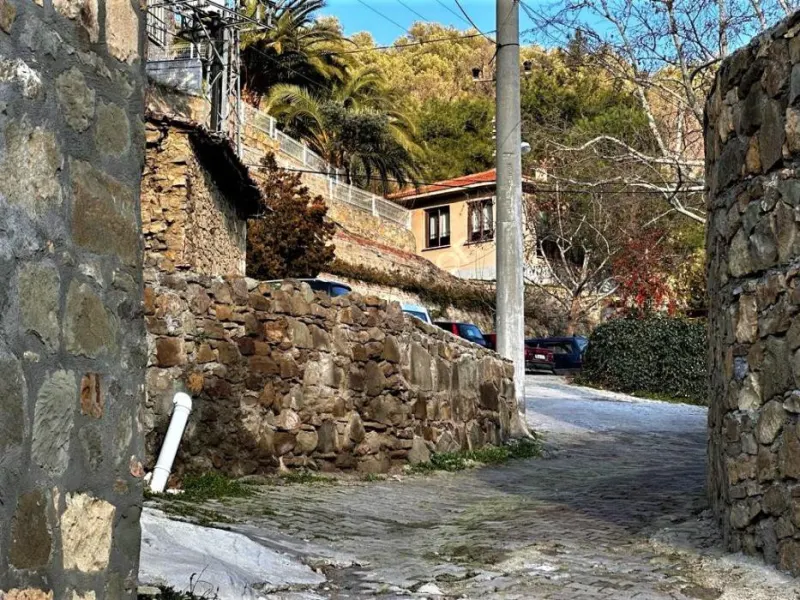 Yeşilyurt Village square